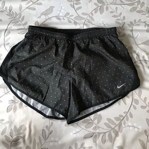 NIKE Tempo Running Shorts